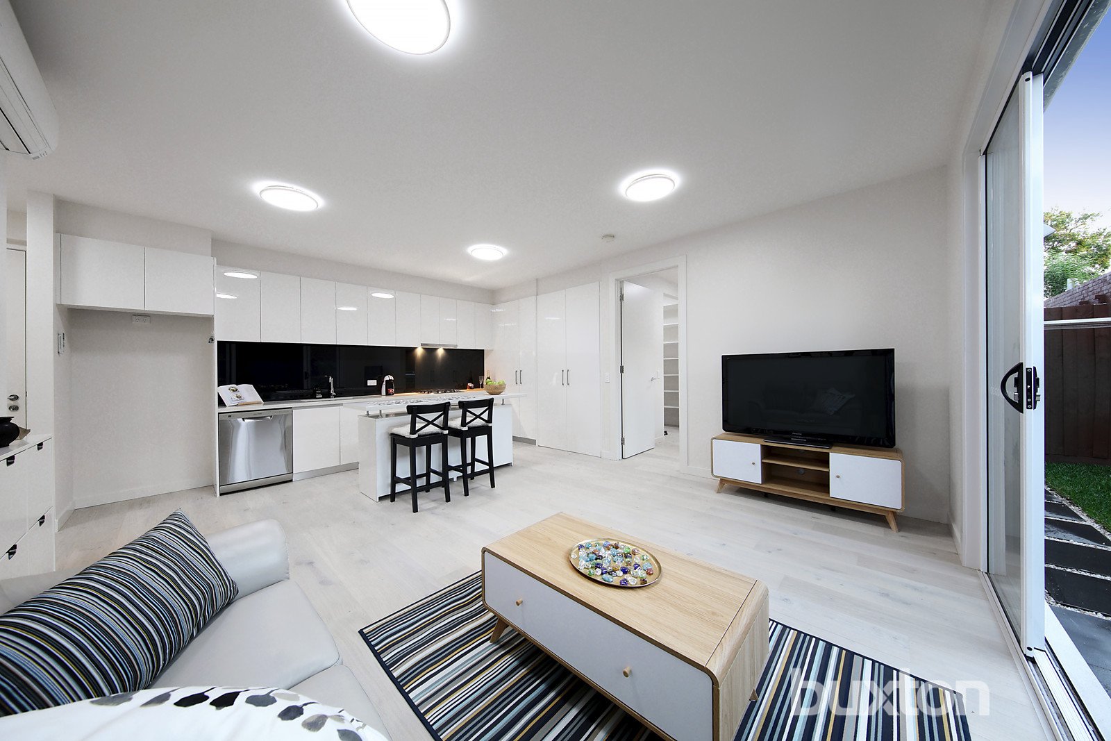 Gallery: 2/298 South Road