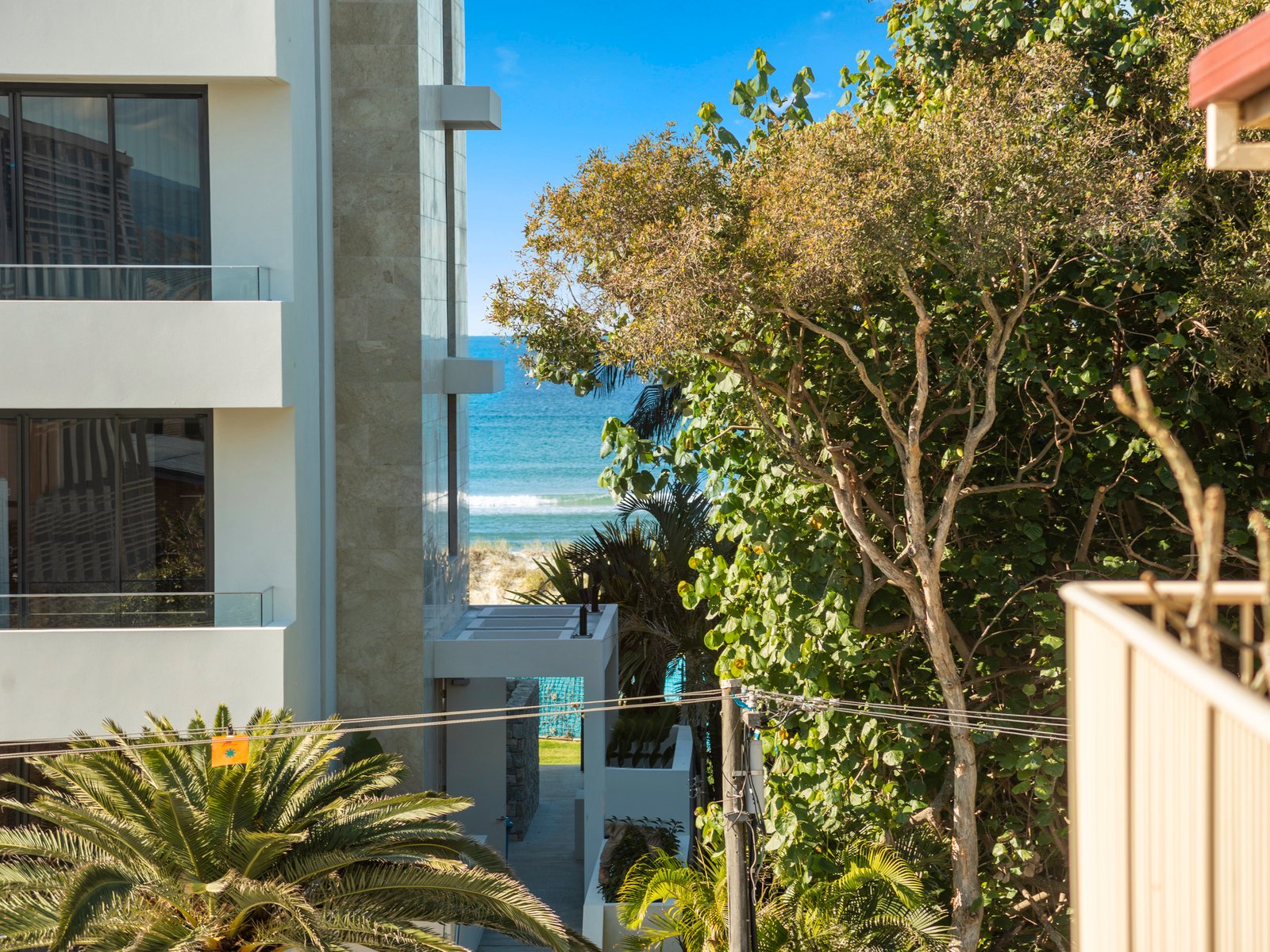 22/987 Gold Coast Highway PALM BEACH 4