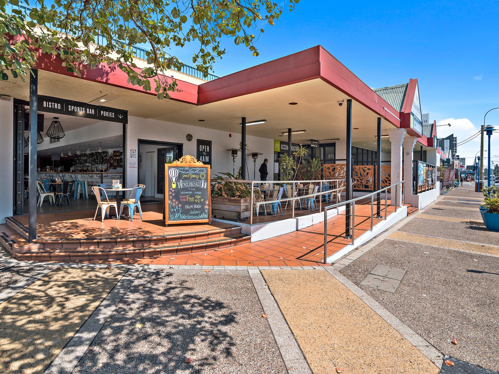 22/987 Gold Coast Highway PALM BEACH 13
