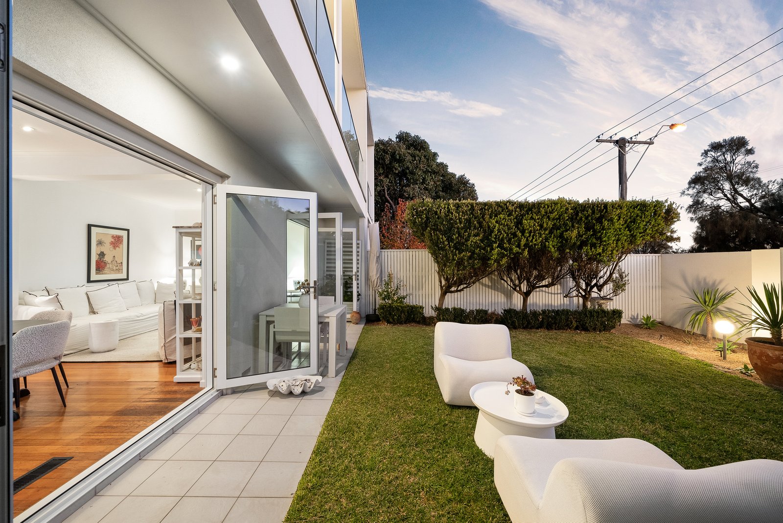Gallery: 229A Beach Road