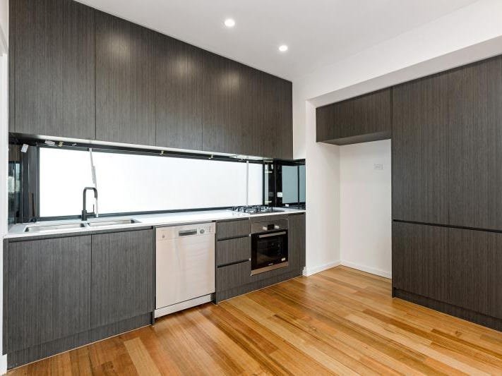 Gallery: 2/29B Newcastle Street