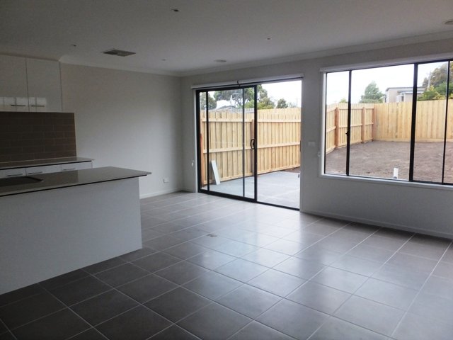 Gallery: 22a Camellia Crescent