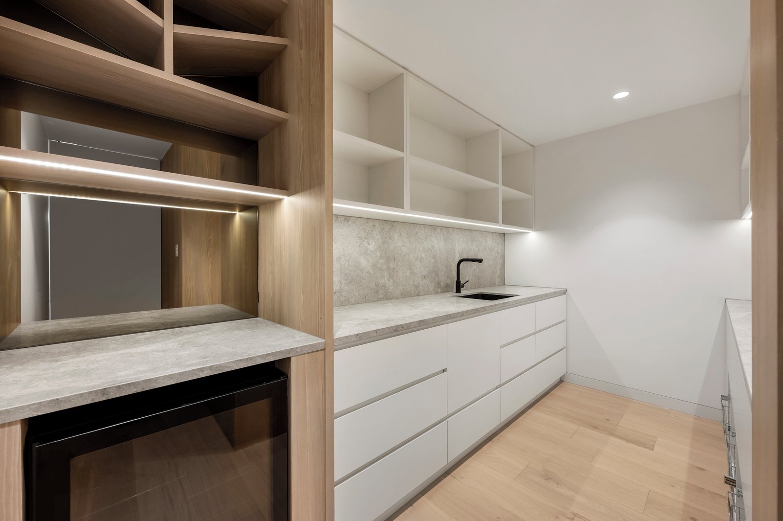 2/2A Dunlop Avenue, Kew, 3101