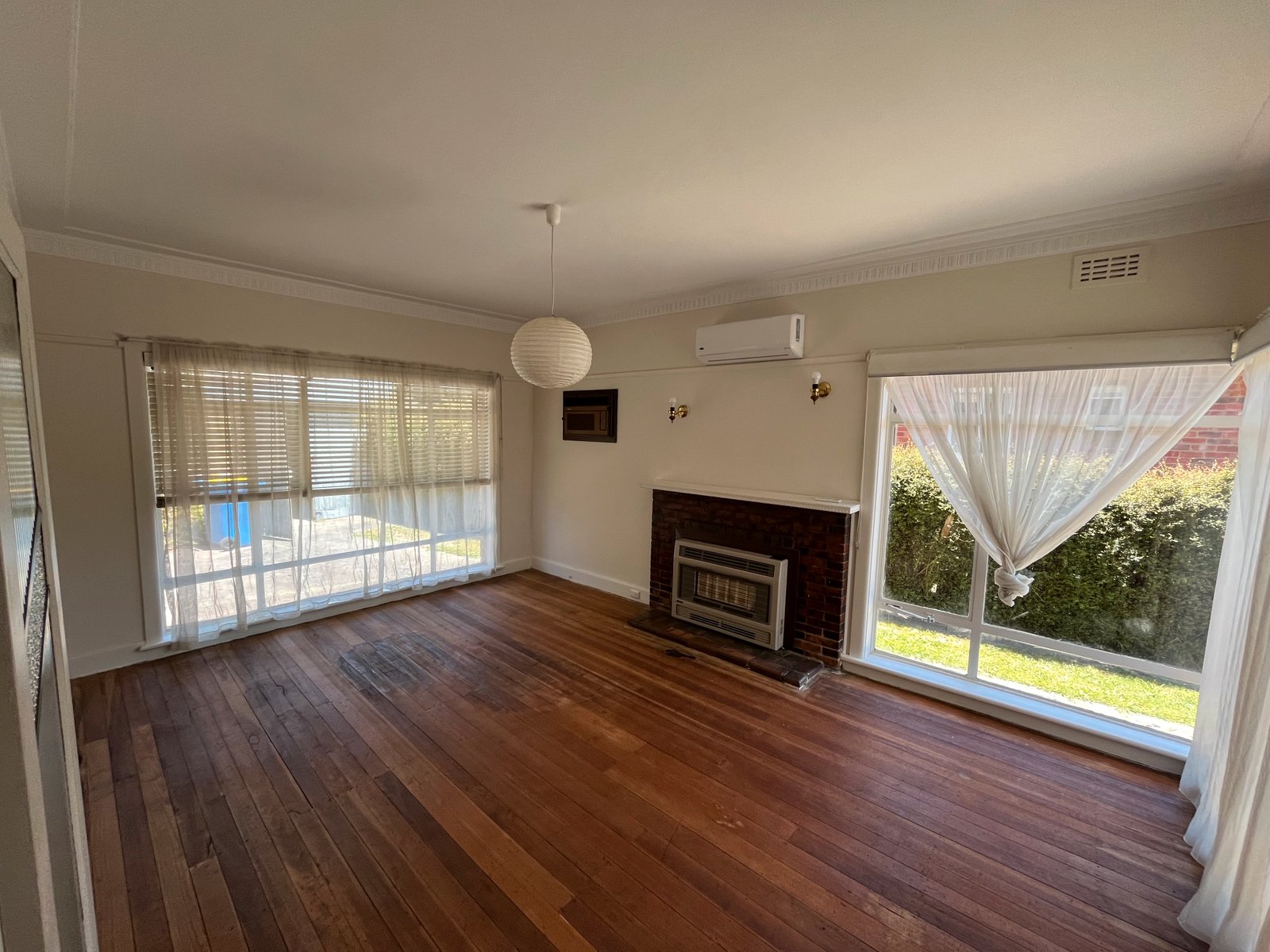 Gallery: 22A Flowerdale Road
