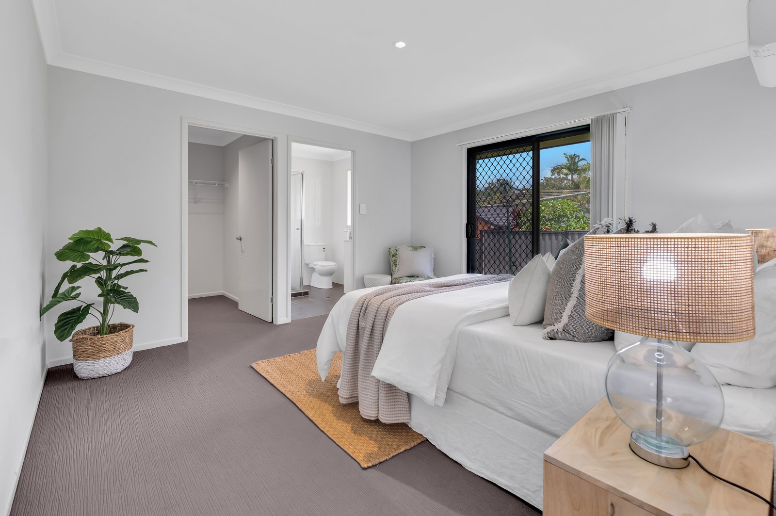 22A Freda Street ASHMORE 11