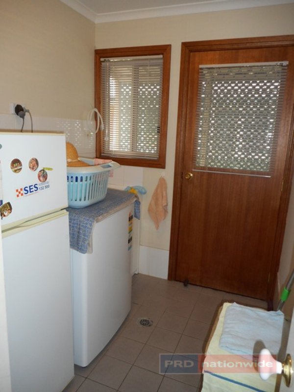 22A Herbert Street TUMUT 9