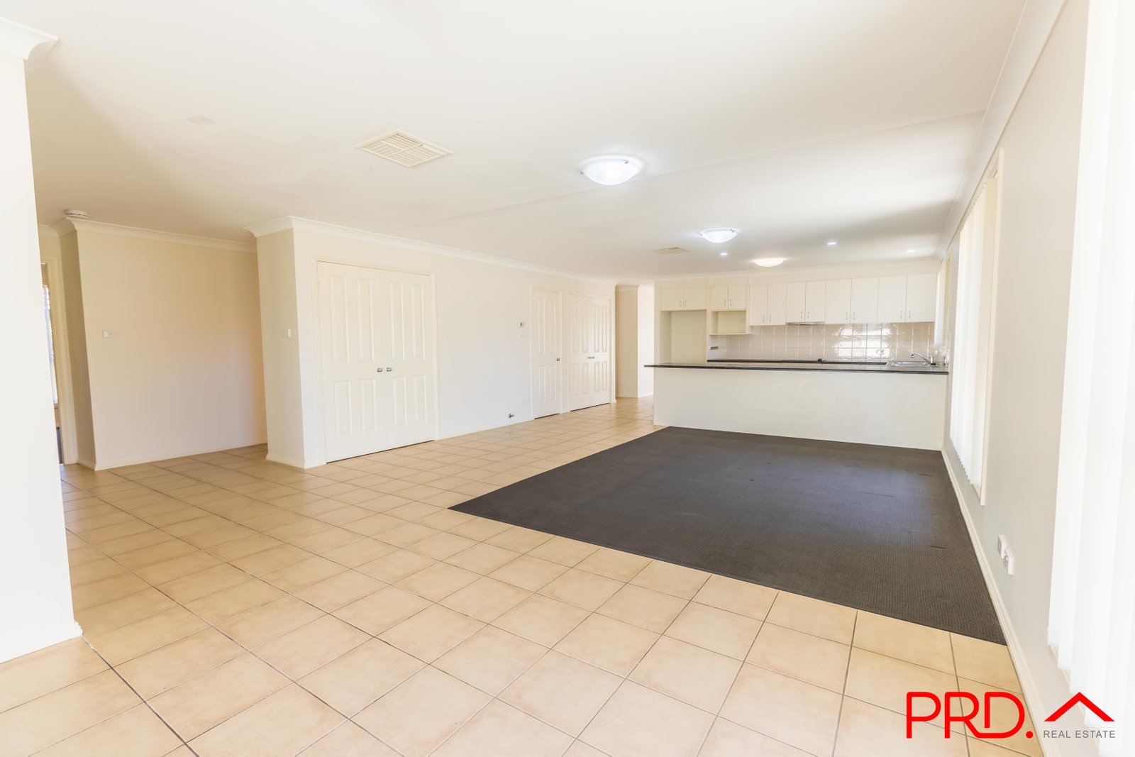 22A James Place TAMWORTH 7