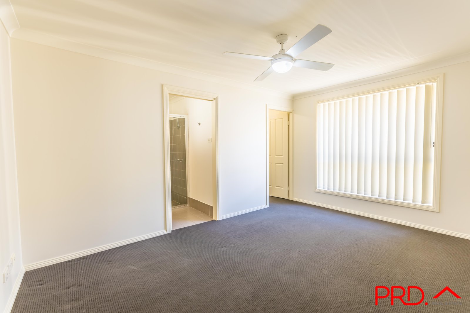 22A James Place TAMWORTH 8