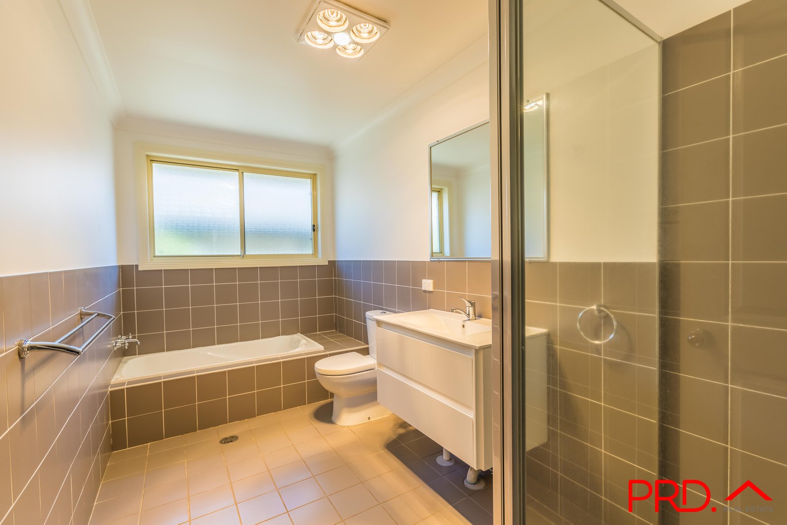 22A James Place TAMWORTH 13