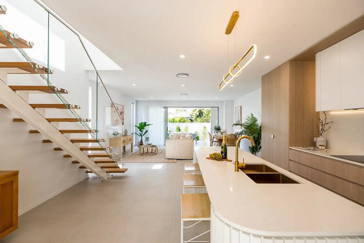 22a Mallard Avenue Paradise Point 4