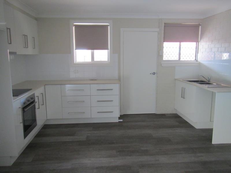 22a Napier Street TAMWORTH 4