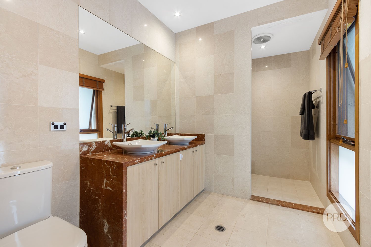 22A Neville Street OATLEY 11