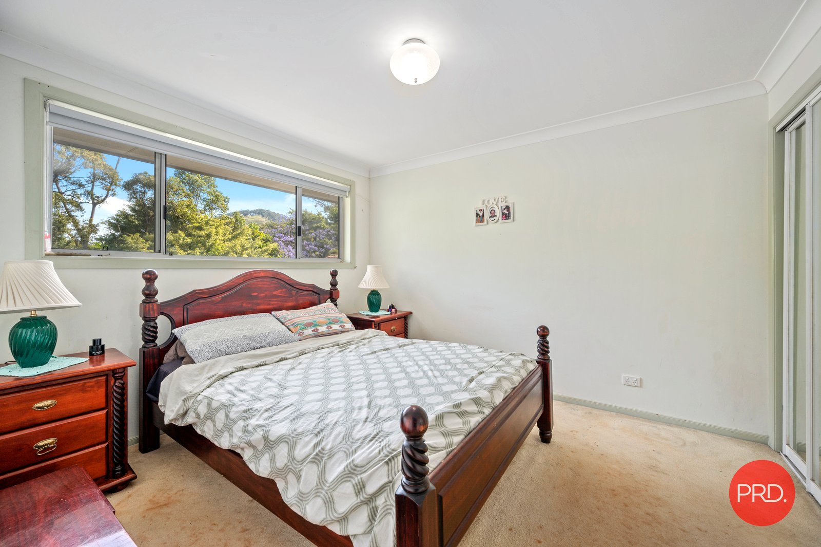 2/2A Norman Hill Drive KORORA 7