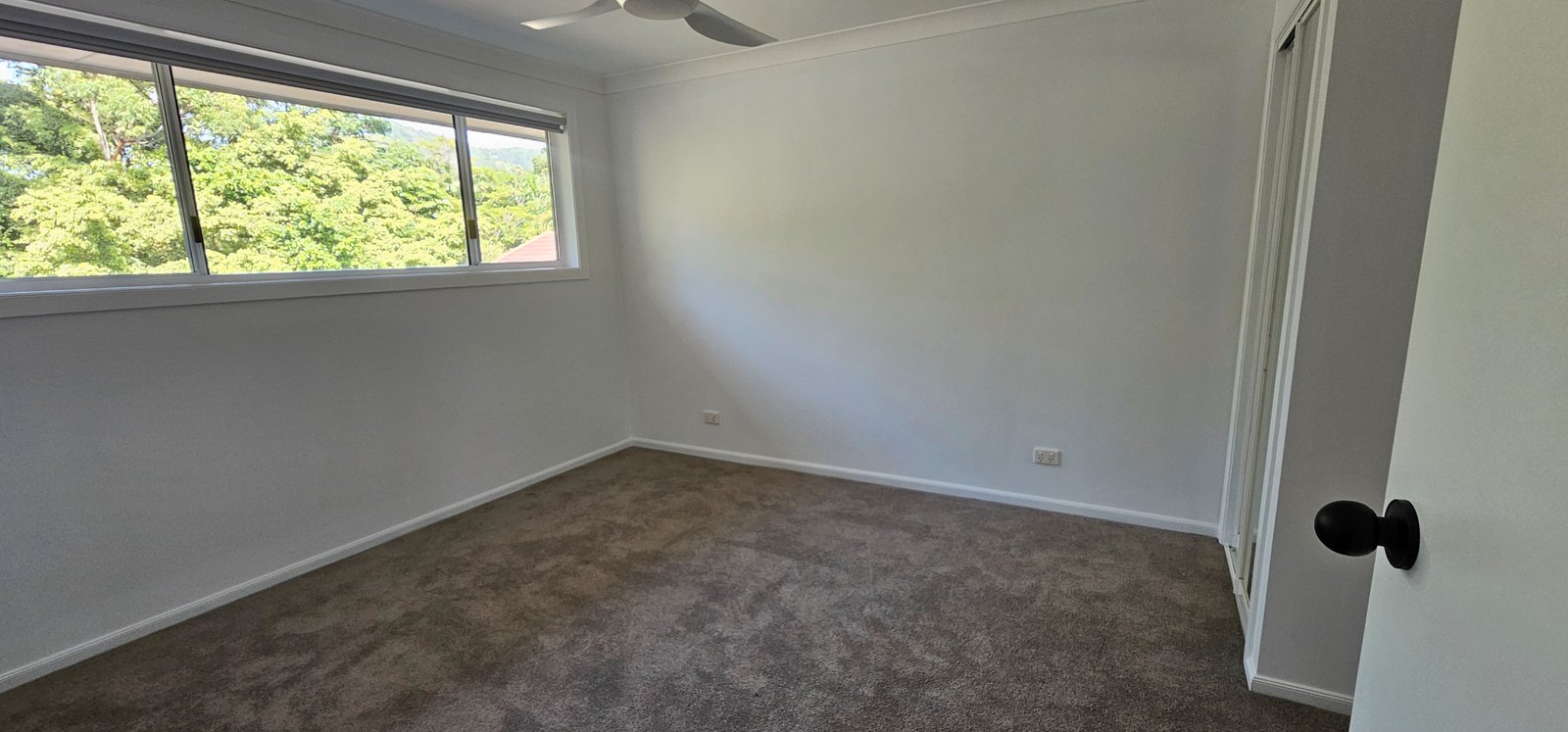 2/2A Norman Hill Drive KORORA 12