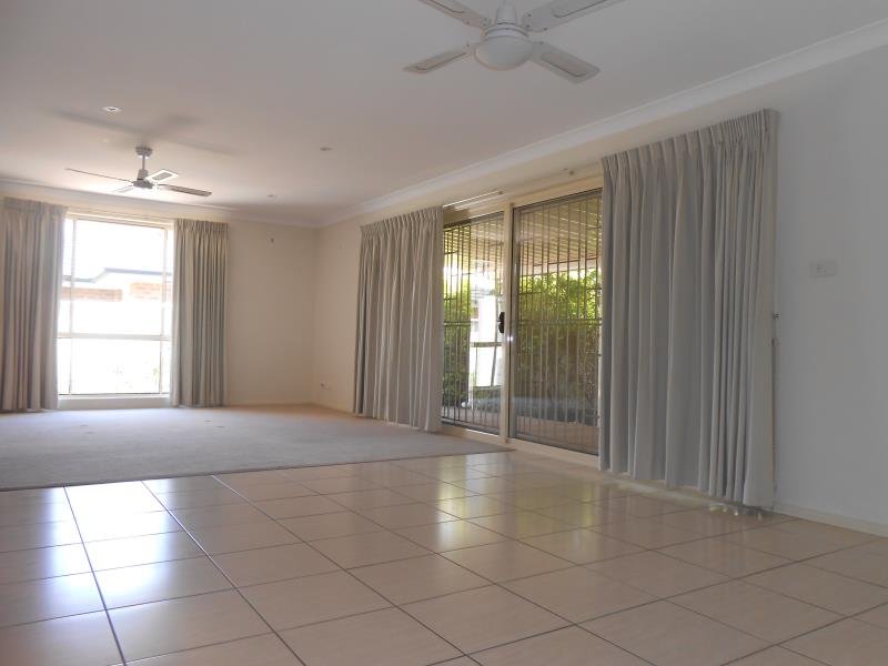 22A Piper Street TAMWORTH 3