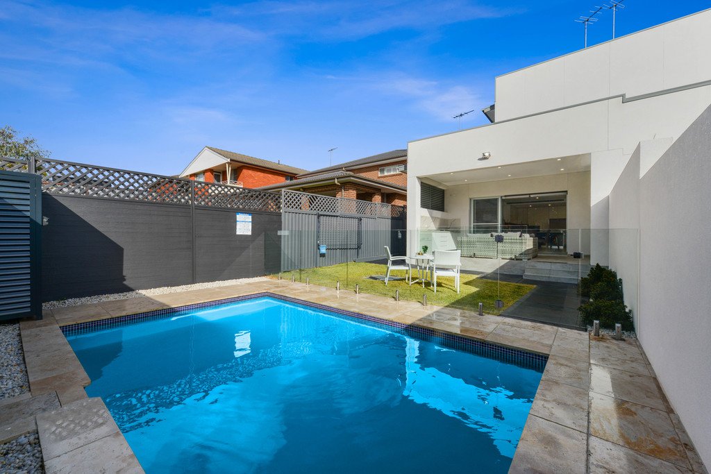 22A Ridgewell Street ROSELANDS 8