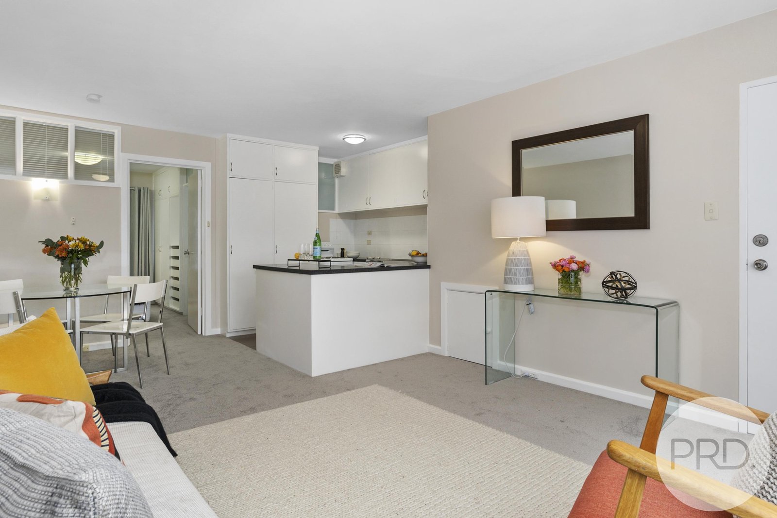 2/2a Sayer Crescent SANDY BAY 1