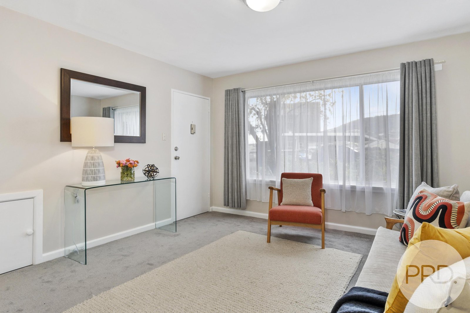 2/2a Sayer Crescent SANDY BAY 4