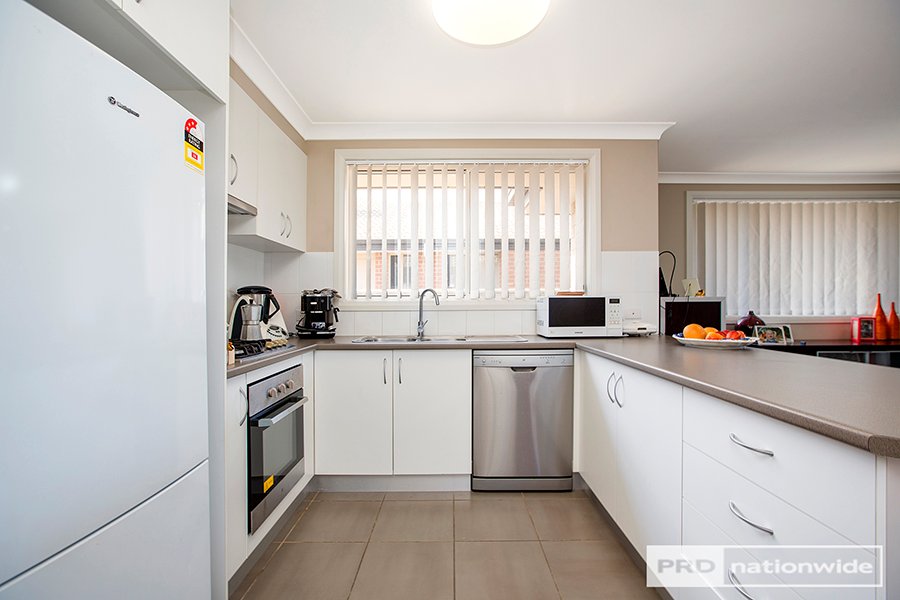 22A Tulipwood Crescent TAMWORTH 3