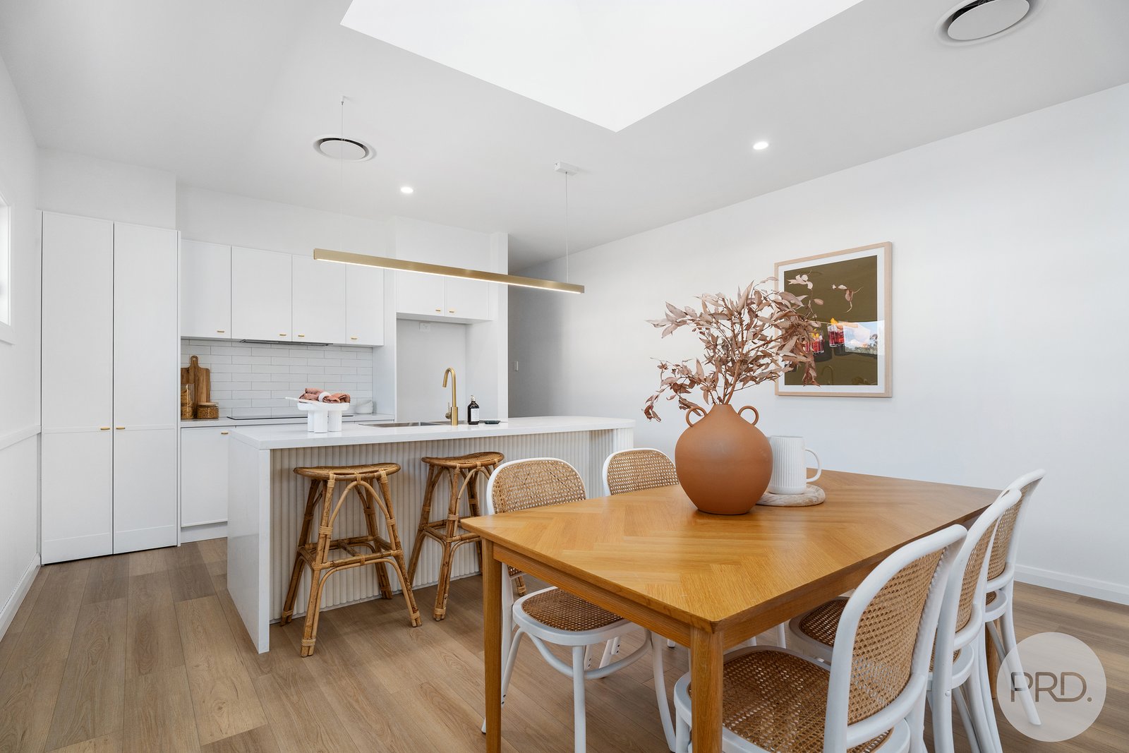 2/2B Bagnall Avenue SOLDIERS POINT 6