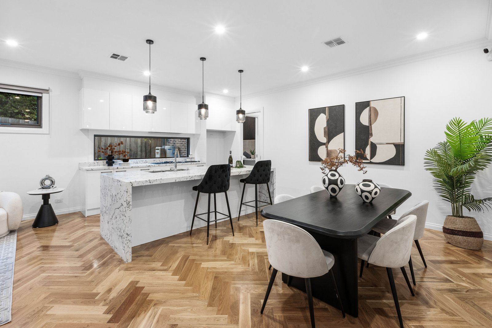 Gallery: 22B Sunhill Road