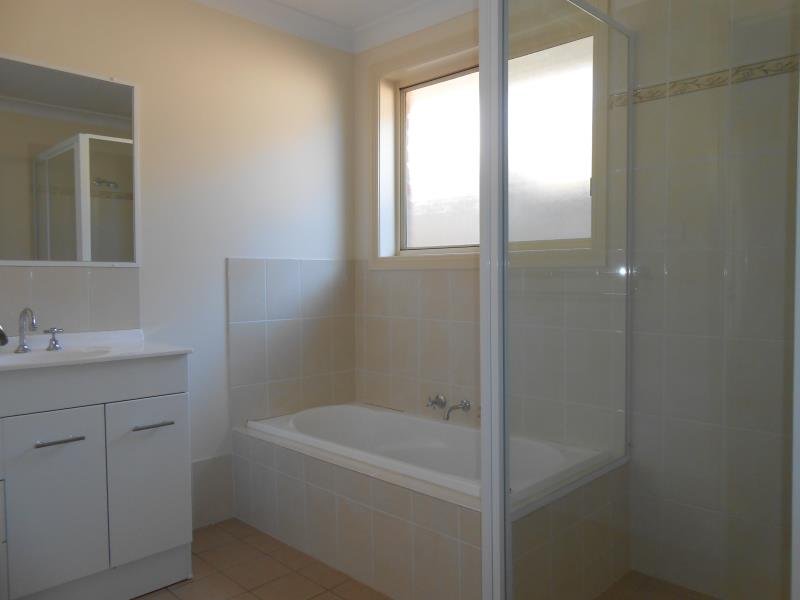 22C Piper Street TAMWORTH 7