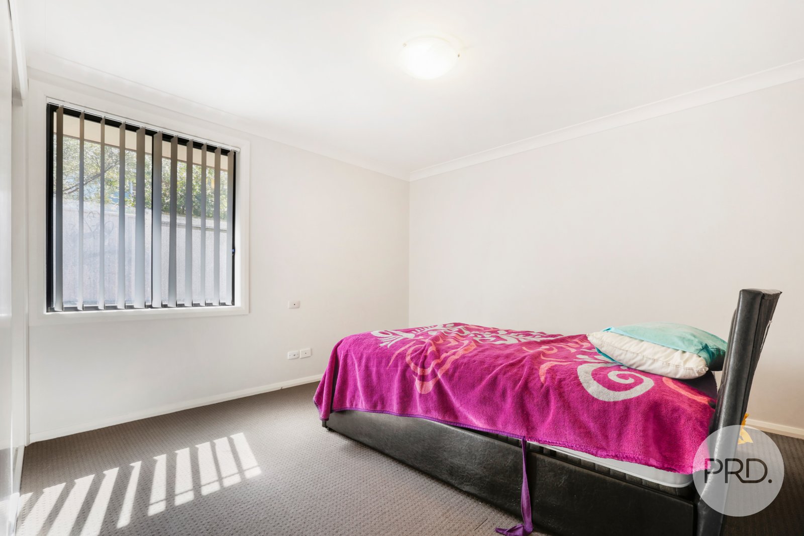23 & 23a Kaputar Close TAMWORTH 8