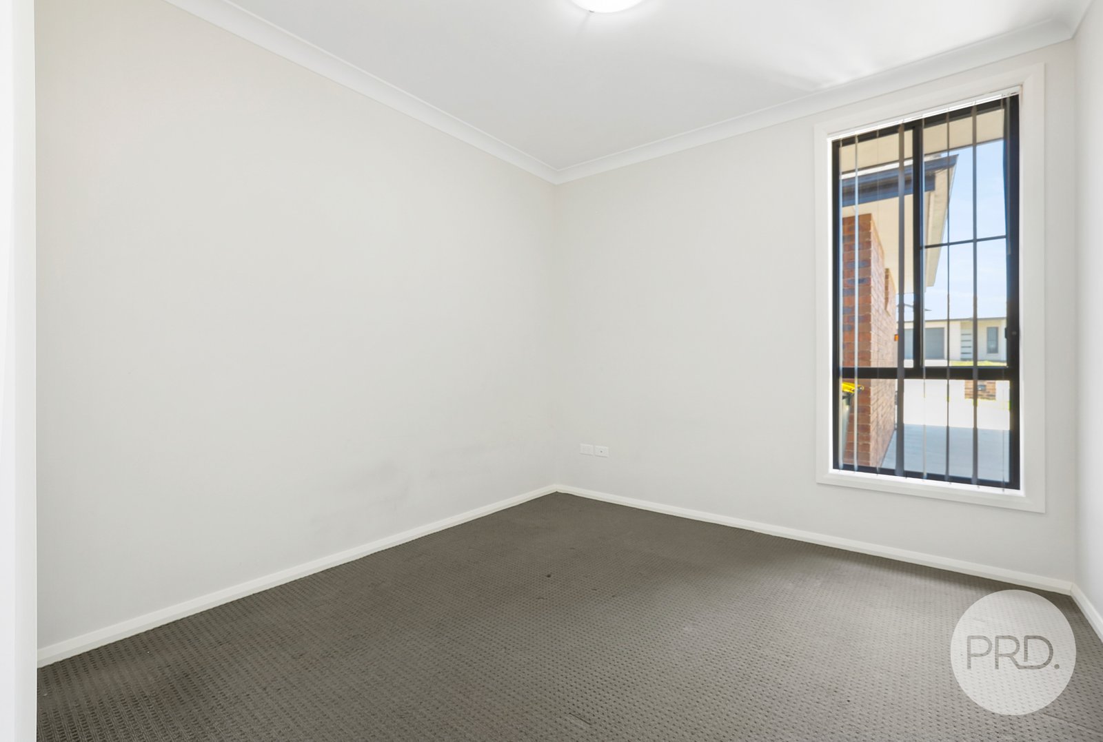 23 & 23a Kaputar Close TAMWORTH 16