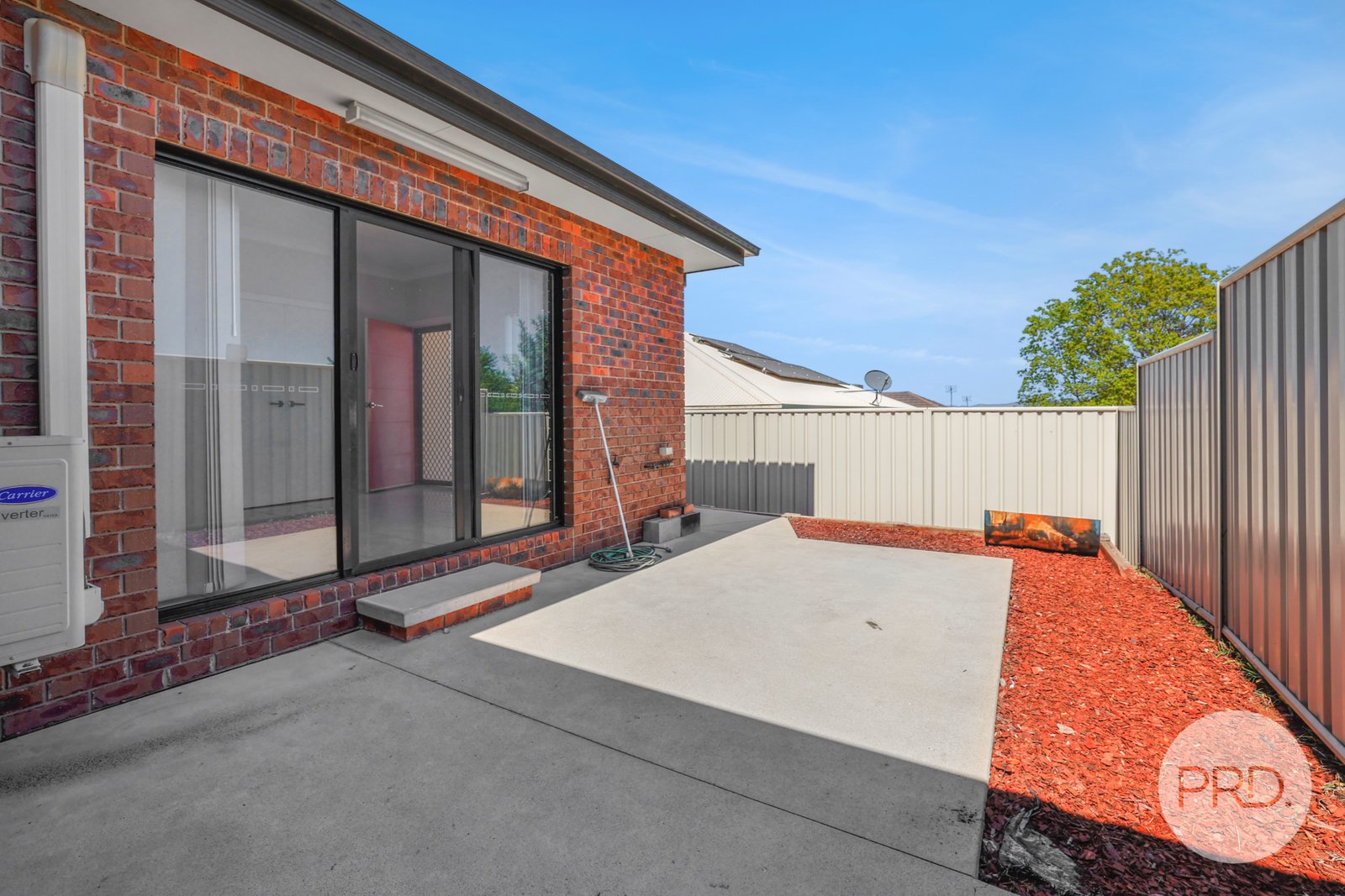 23 & 23a Kaputar Close TAMWORTH 18