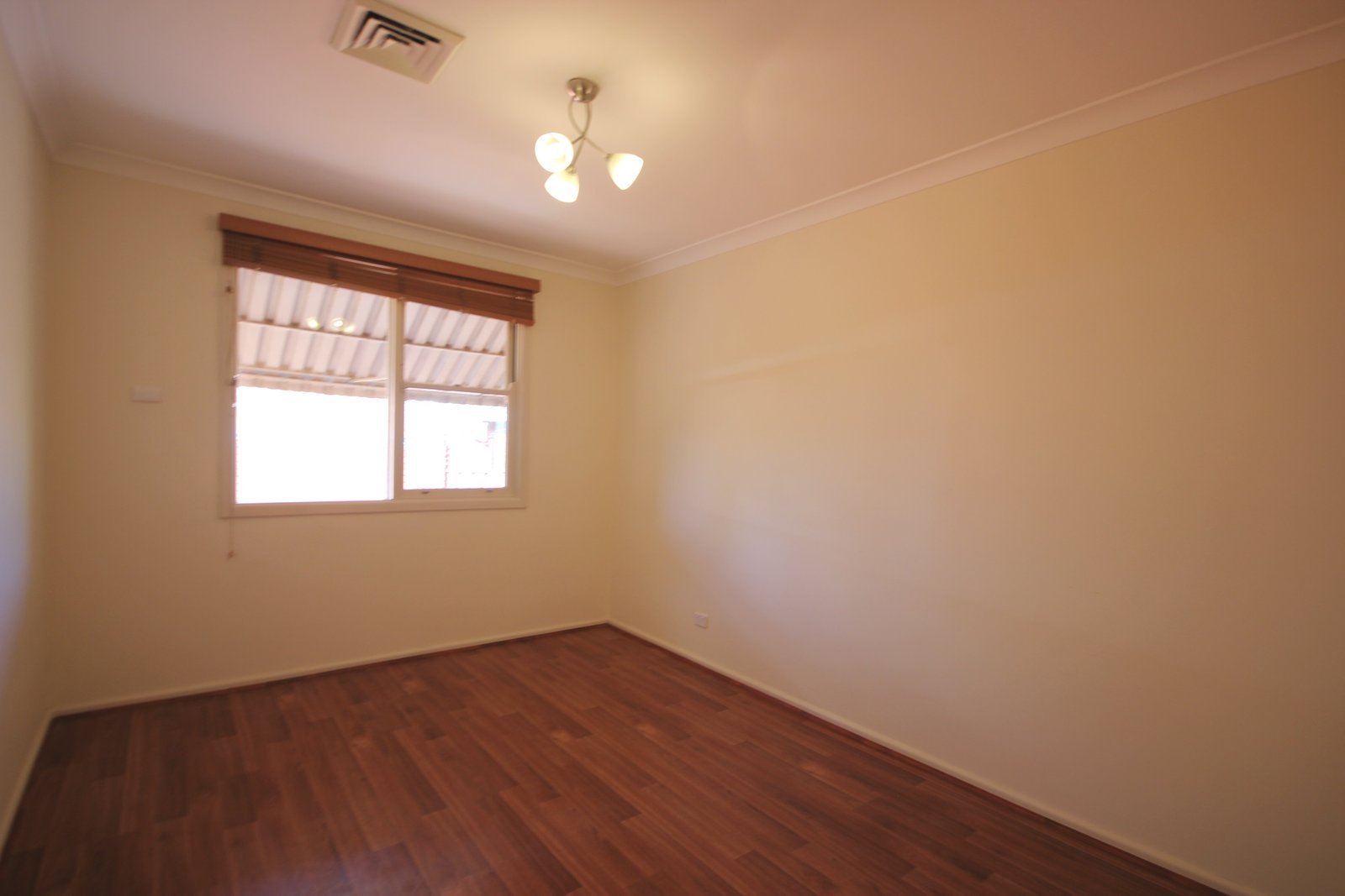 23-25 Fontainebleau Street SANS SOUCI 6