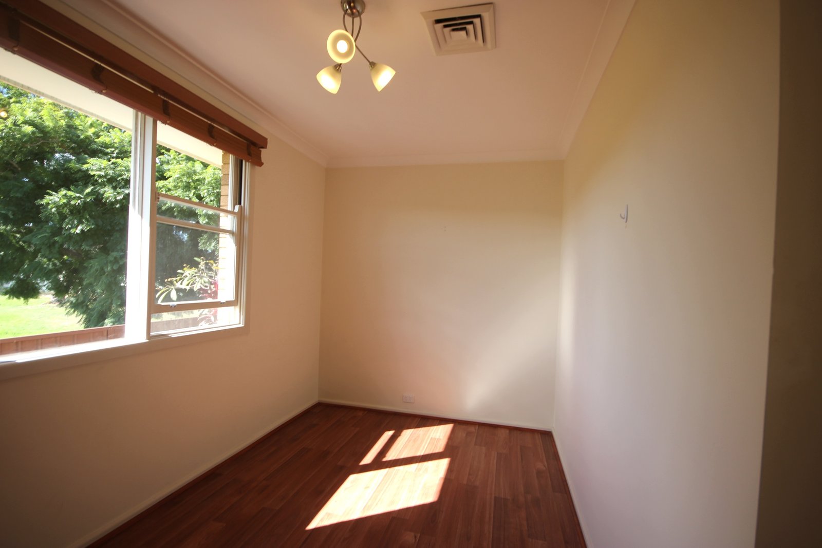 23-25 Fontainebleau Street SANS SOUCI 11