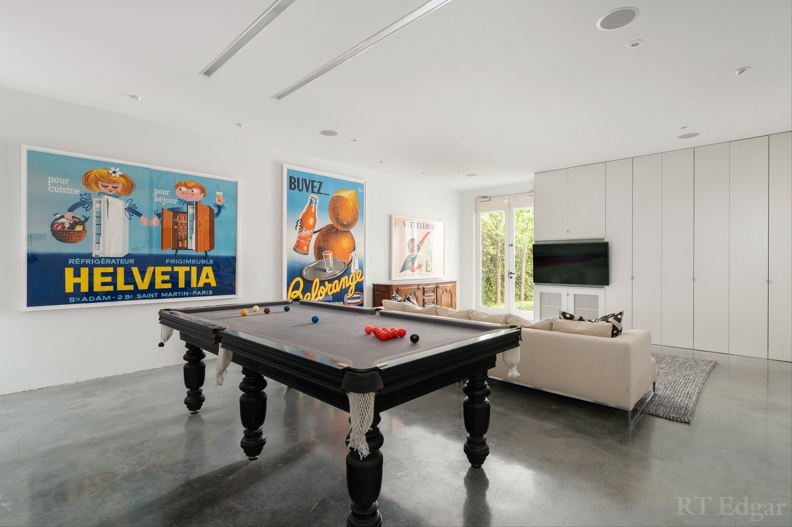 Real Estate and Property in 23-25 Mountview Road, Malvern, VIC