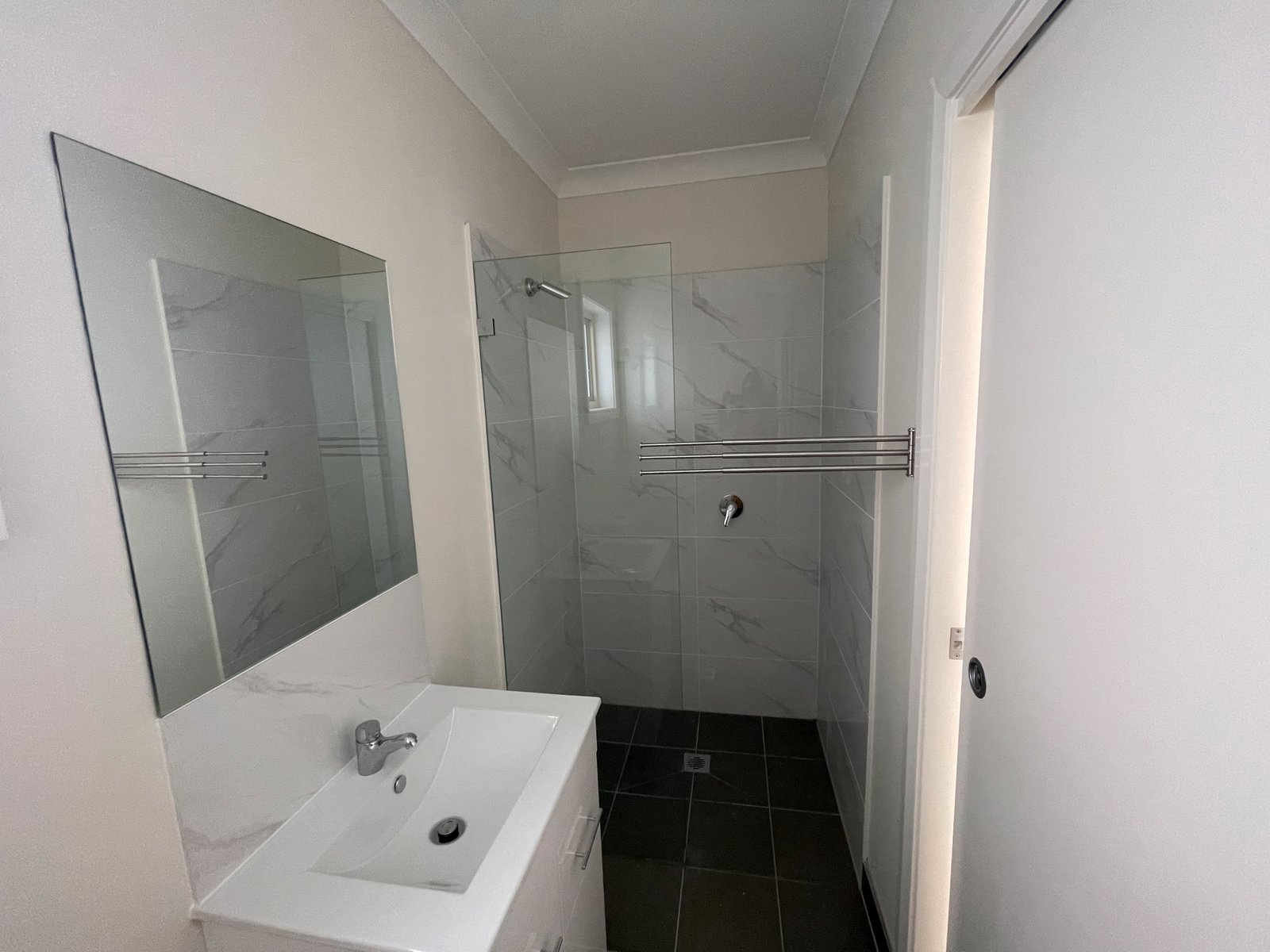 23 A Blue Gum Avenue INGLEBURN 8