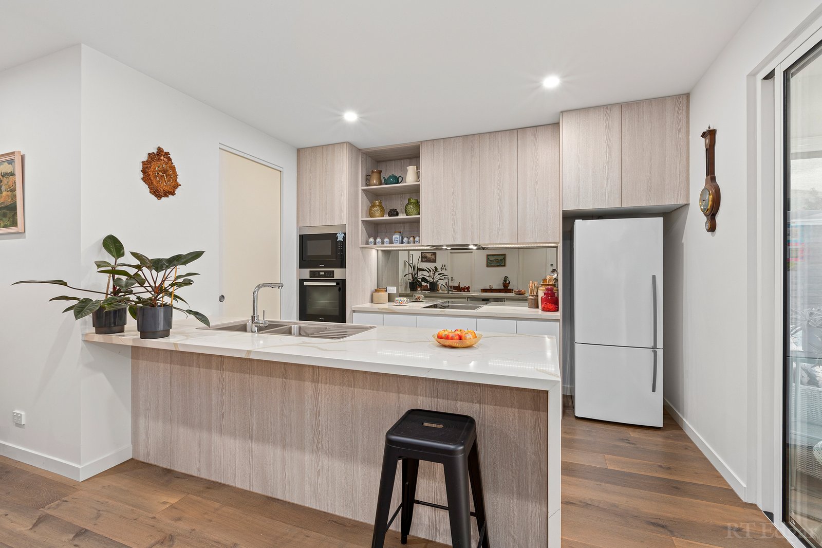 Real Estate and Property in 23 Airlie Avenue, Point Lonsdale, VIC