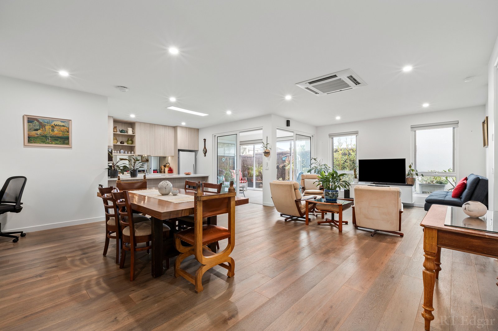 Real Estate and Property in 23 Airlie Avenue, Point Lonsdale, VIC