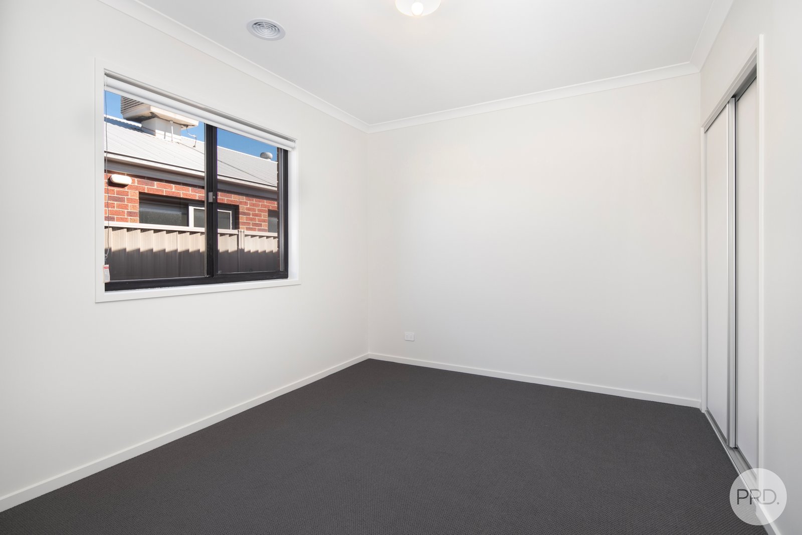 23 Amalfi Street WINTER VALLEY 9