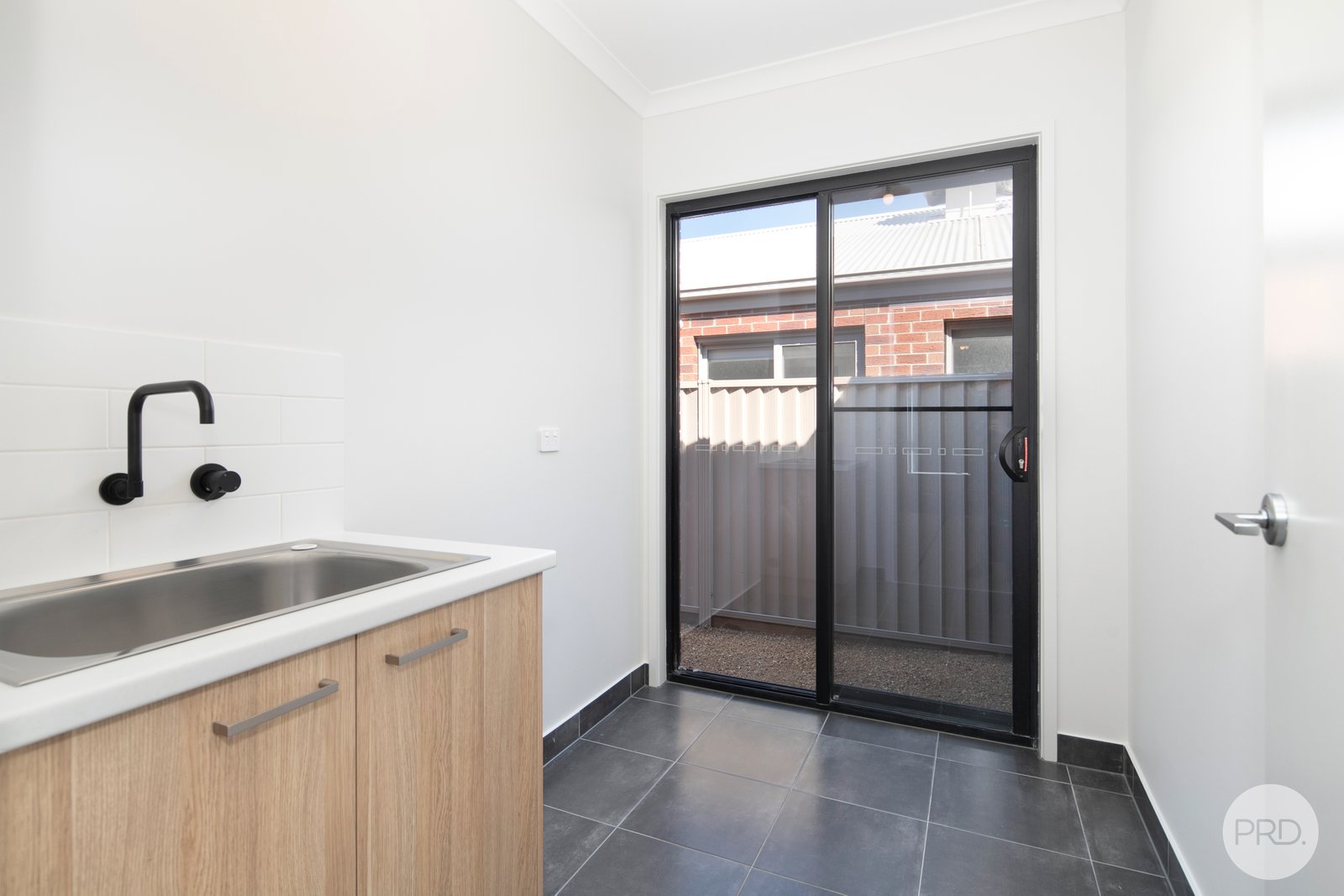 23 Amalfi Street WINTER VALLEY 13