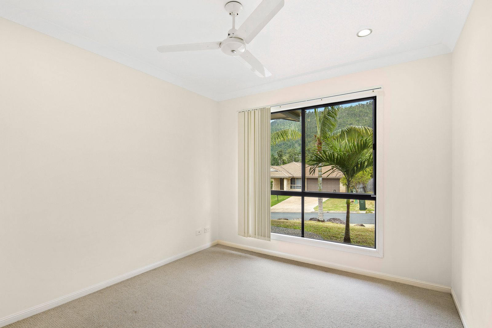 23 Armada Crescent JUBILEE POCKET 10