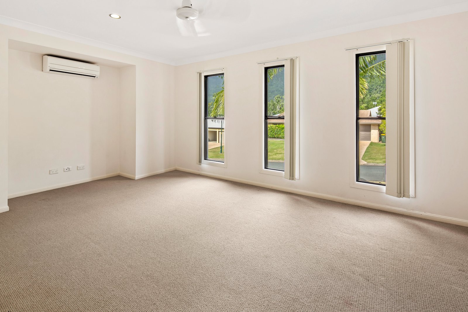 23 Armada Crescent JUBILEE POCKET 2