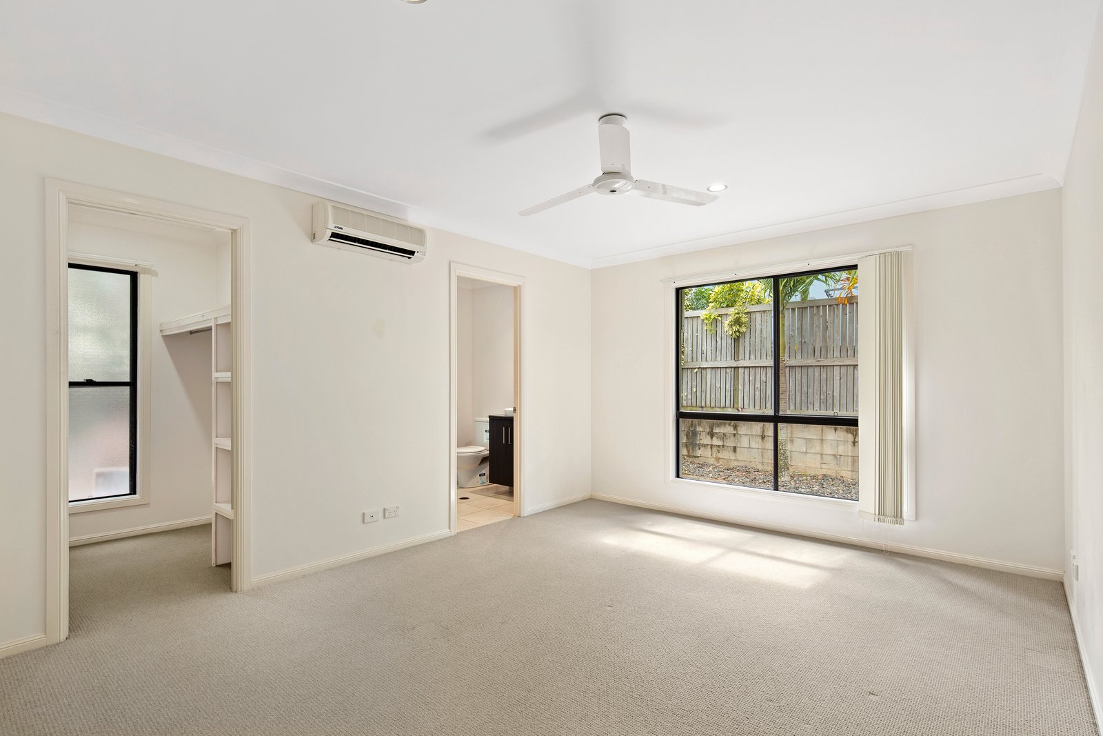 23 Armada Crescent JUBILEE POCKET 4