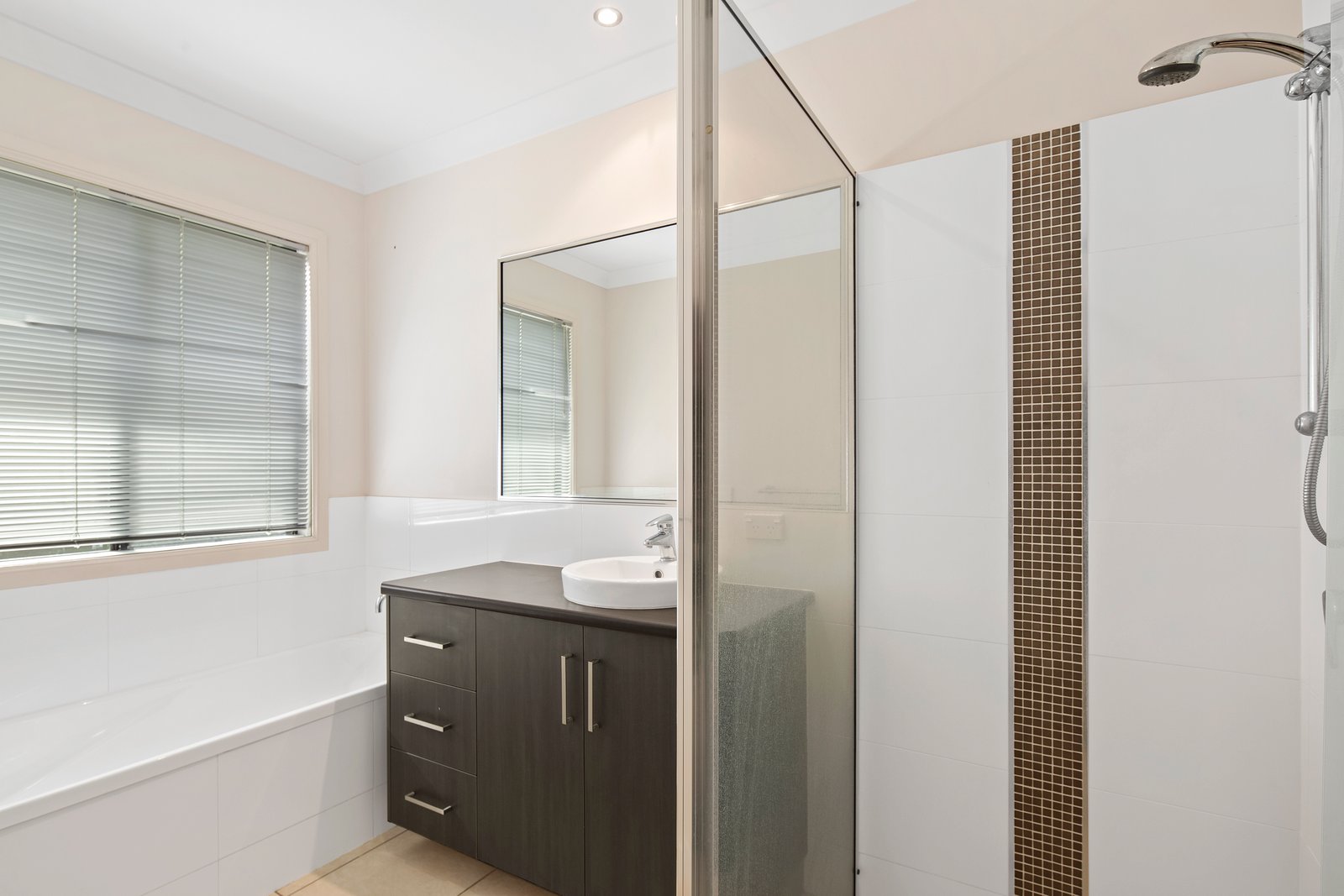 23 Armada Crescent JUBILEE POCKET 8