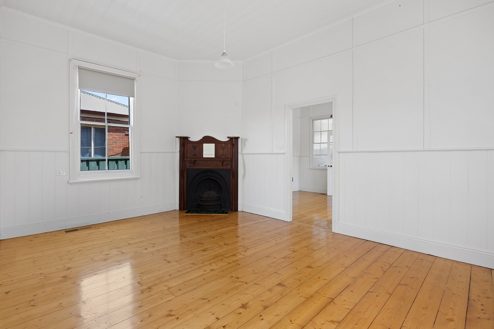 Gallery: 23 Arms St