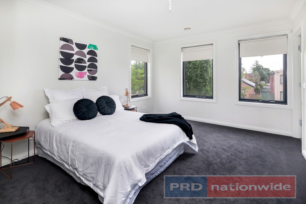 23 Ayrvale Avenue LAKE GARDENS 8