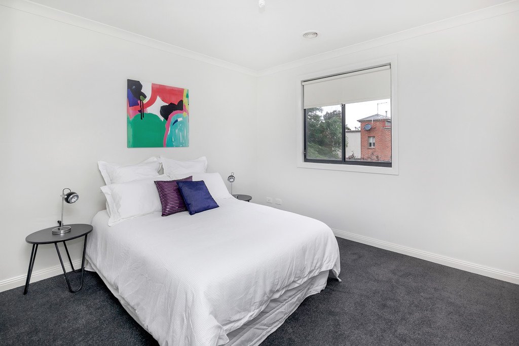 23 Ayrvale Avenue LAKE GARDENS 9