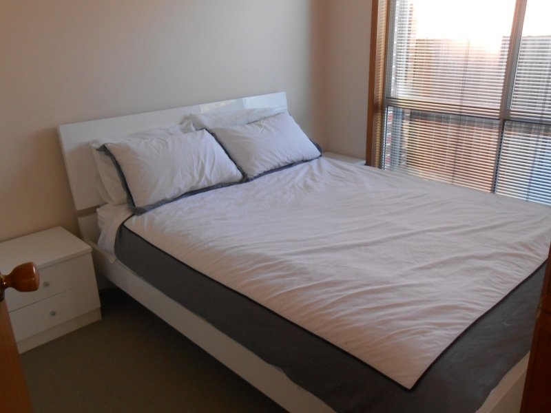 2/3 Bala Street SEBASTOPOL 5