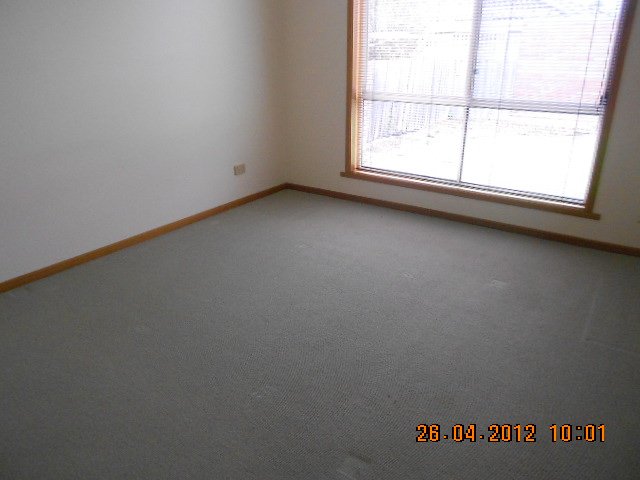 2/3 Bala Street SEBASTOPOL 6