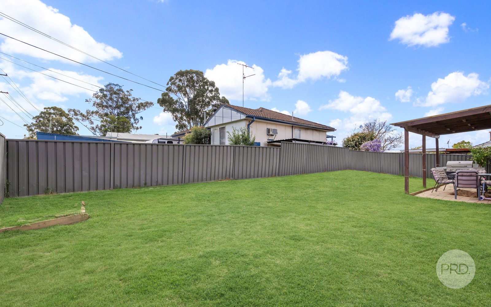 23 Balmoral Drive CAMBRIDGE PARK 6