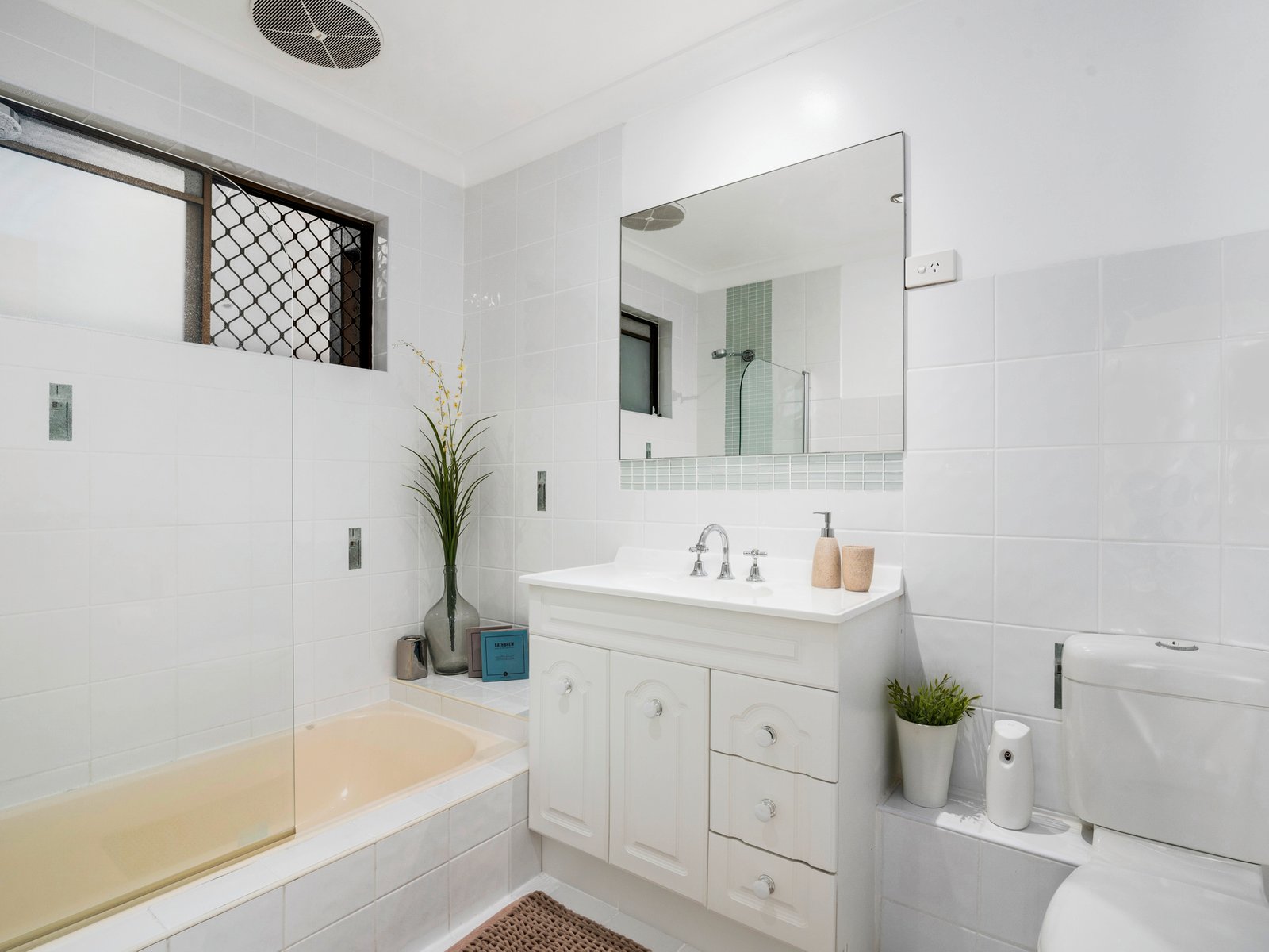 2/3 Bambaroo Crescent TWEED HEADS 8