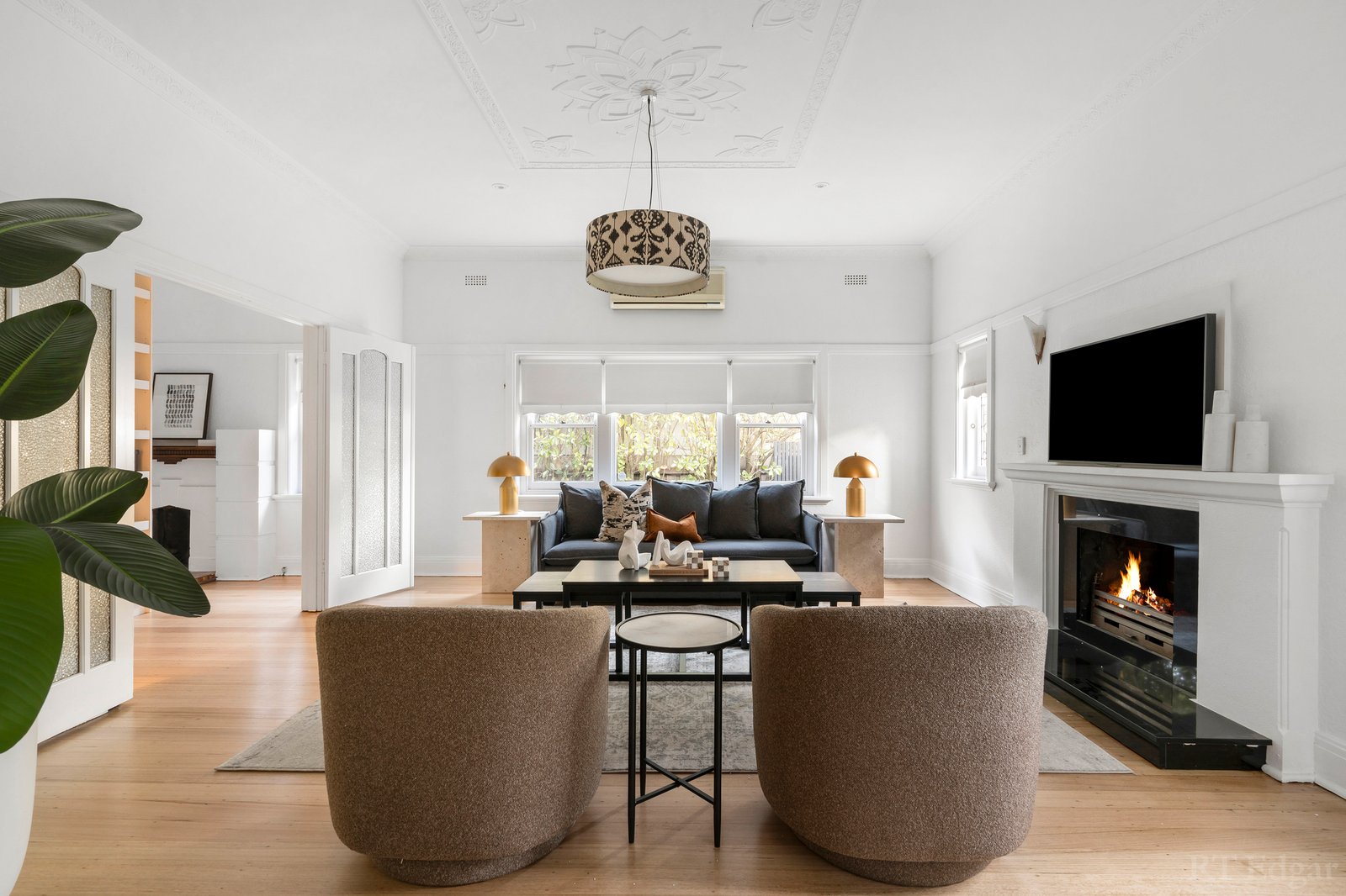 Real Estate and Property in 23 Barkers Road, Kew, VIC