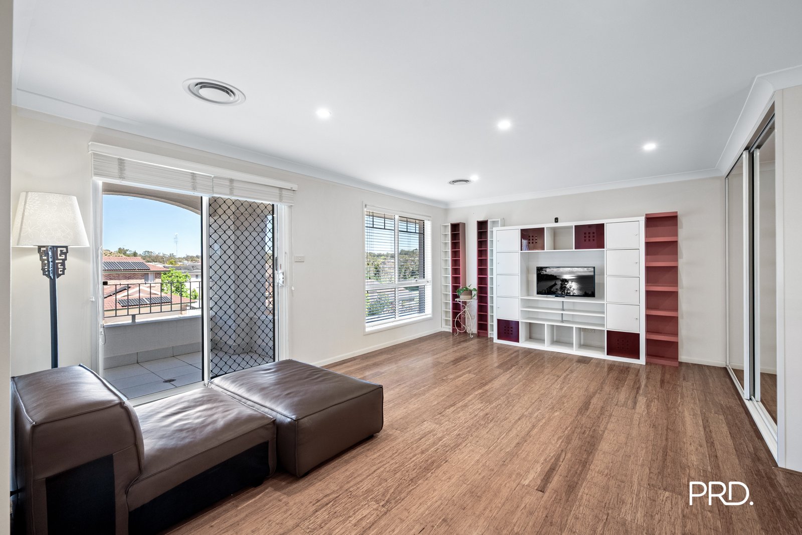 23 Barron Field Drive GLENMORE PARK 14